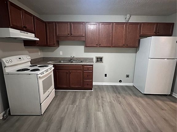2nd image of 1051 Rulnick St APT B