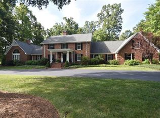 3020 N Fairway Dr, Burlington, NC 27215