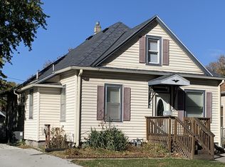1706 S 8th St, Council Bluffs, IA 51501