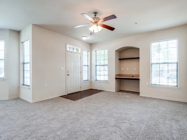 Residences of SpringRidge