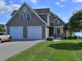 883 N Bay Cliff Dr #14, Suttons Bay, MI 49682