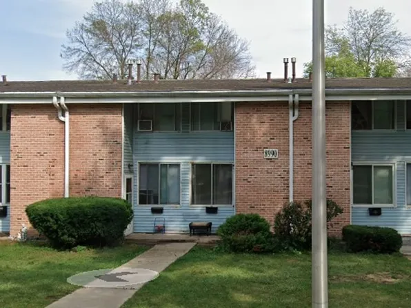 8970 N 95th St, Milwaukee, WI 53224