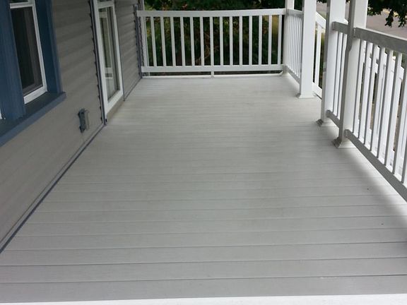 Front Poarch with lifetime decking