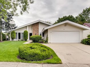 5861 W Andover Dr, Hanover Park, IL 60133