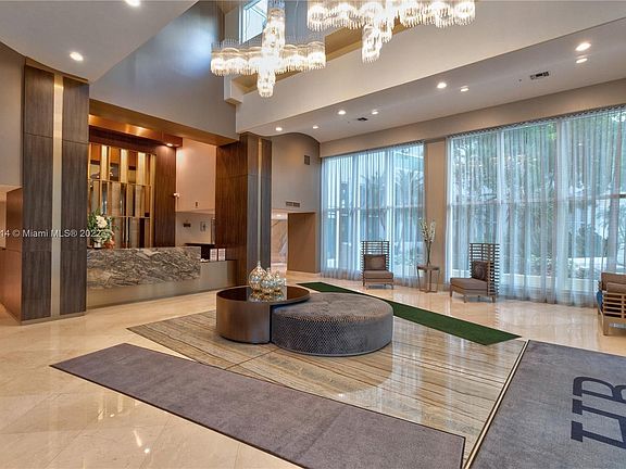 4th image of 3370 NE 190th St APT 1814