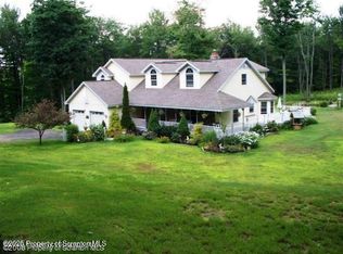 193 Flat Rock Rd, Forest City, PA 18421