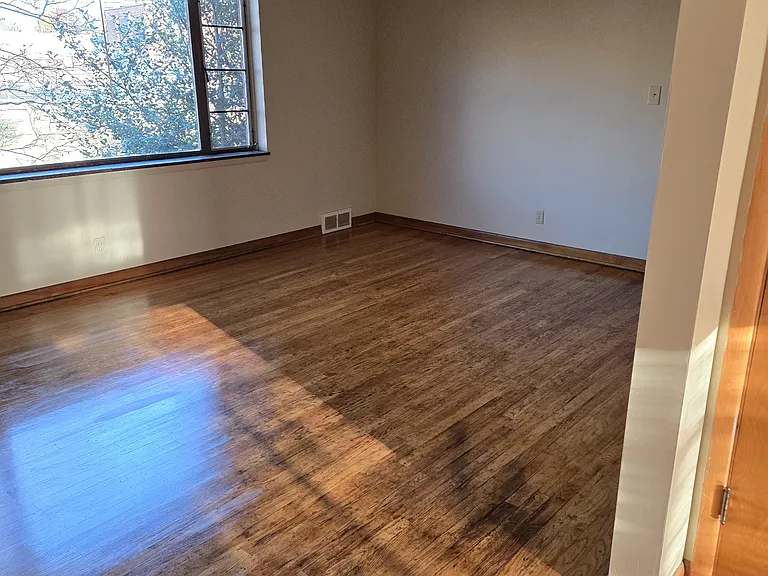 37 S Highland Ave #5 — Photo 2