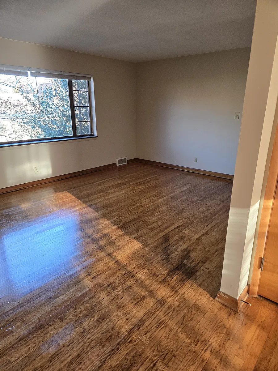Building Photo - 37 S Highland Ave #5