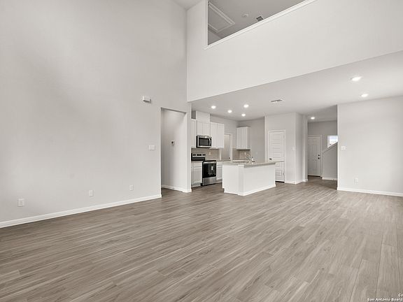 5th image of 7735 Jacksboro Drive