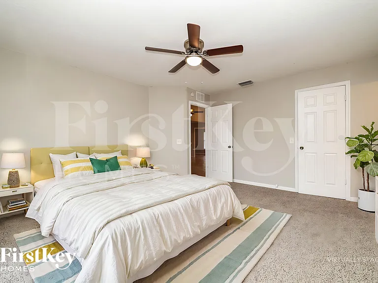 11764 Shirburn Cir — Photo 8