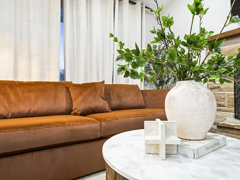 N Lama Ln — Photo 27