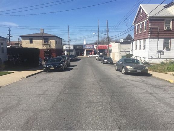 5th image of 17 Mountainview Ave