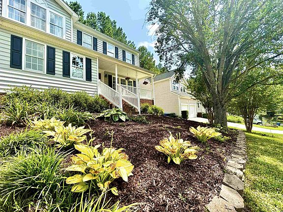 2nd image of 5115 Carolwood Ln