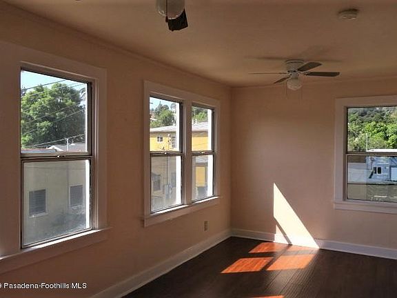 3rd image of 2337 Langdale Ave #2341