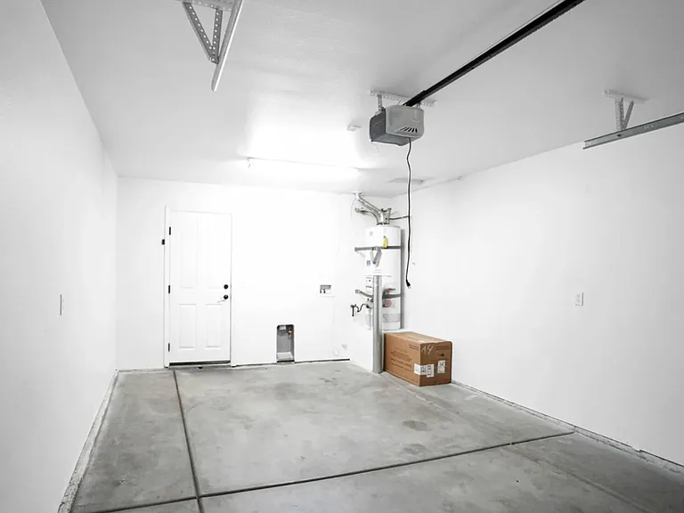 16475 Vine St #A — Photo 29
