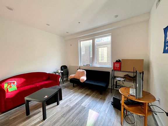 5th image of 1620 Cecil B Moore Ave #2O4