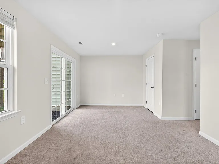 1232 Lizer Rd — Photo 8