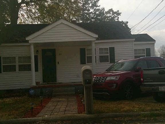 2nd image of 219 W Brocklyn St