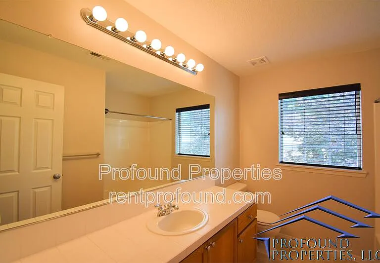 6055 SW 208th Pl — Photo 14