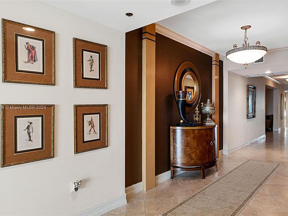 3rd image of 3201 NE 183rd St APT 2204
