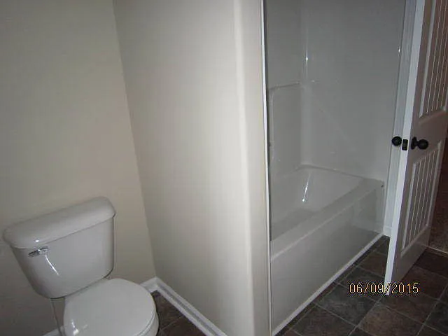 420 Zurich Ct — Photo 9