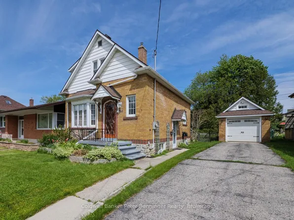310 9th St, Hanover, ON N4N 1L4