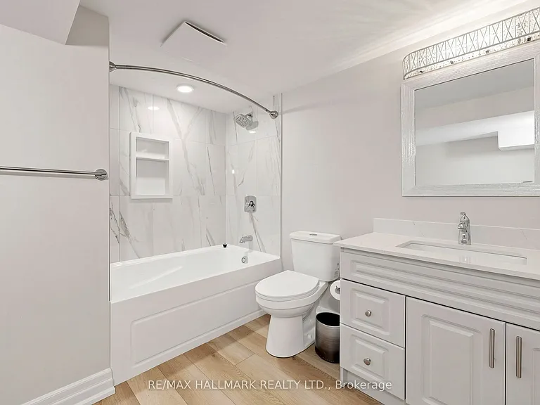 87 Fallingbrook Rd — Photo 32