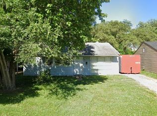16 Delores Dr, Cahokia, IL 62206