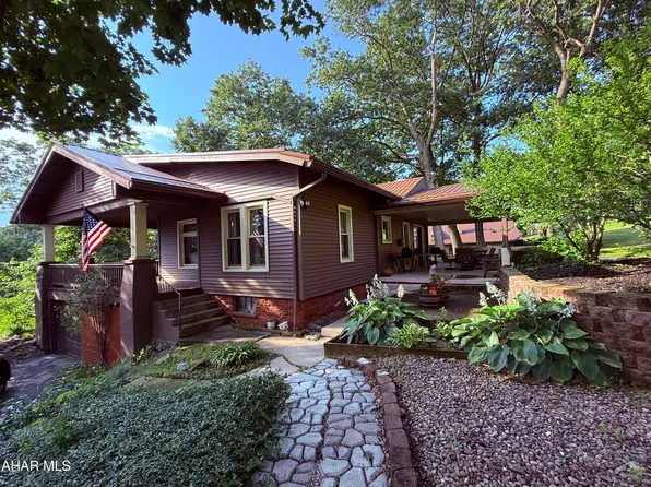 4815 6th Ave, Altoona, PA 16602