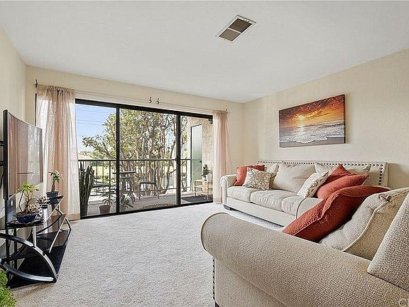 2nd image of 2207 Apricot Dr #2207
