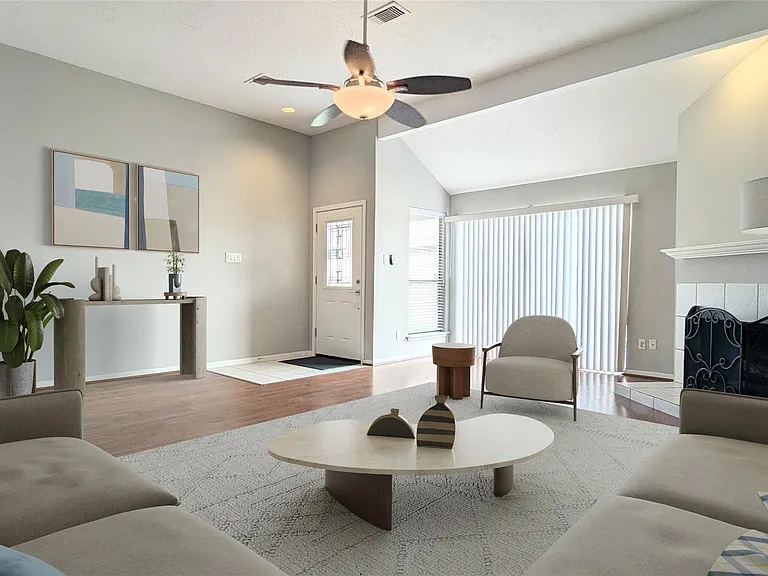 12639 Ashford Hills Dr — Photo 1
