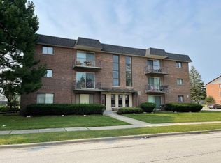 3611 214th Pl APT 302, Matteson, IL 60443