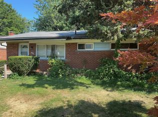 310 W Princeton Ave, Pontiac, MI 48340