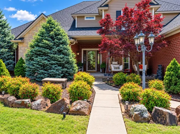 4000 Newburg Dr, Choctaw, OK 73020