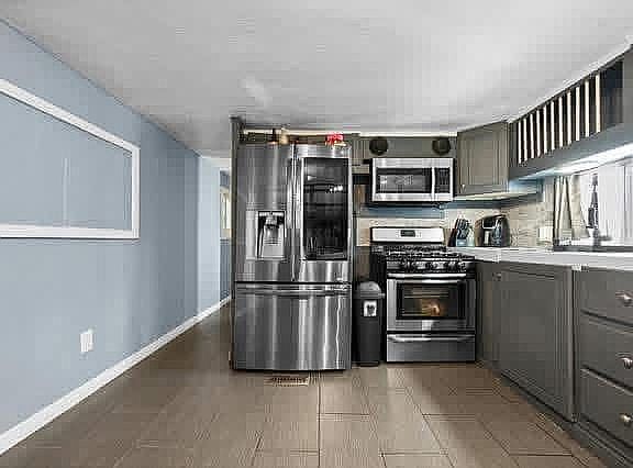 3rd image of 1610 W Calvo Dr #59