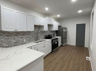 1404 N 6th St, Reading, PA 19601