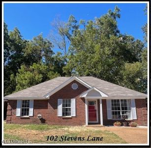 102 Steven Ln, Batesville, MS, 38606