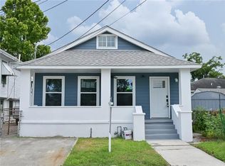 9126 Dixon St, New Orleans, LA 70118