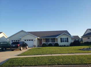 790 Killarny Trl, De Pere, WI 54115