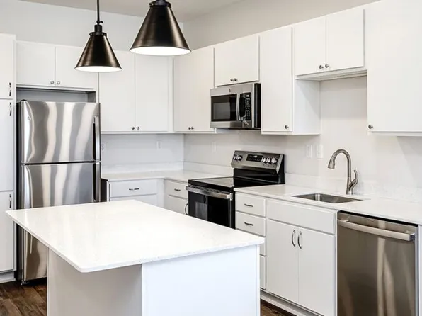 The Arno, 6711 S 206th Plz #Fabbf4167, Elkhorn, NE 68022