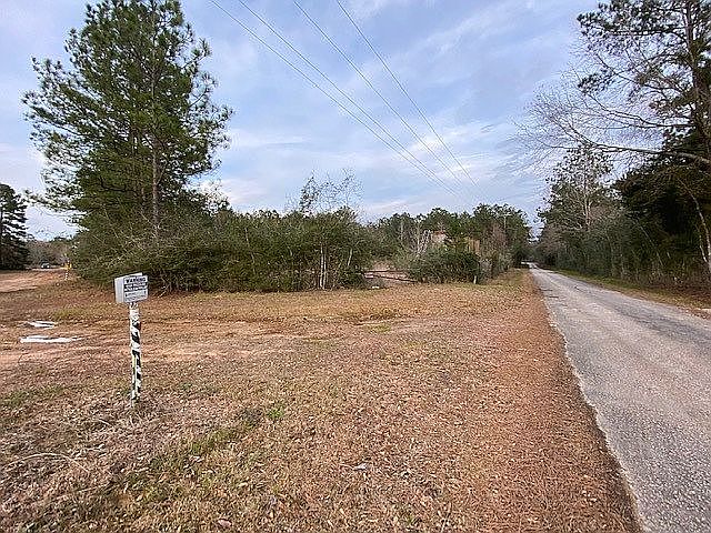 2nd image of County Road 729