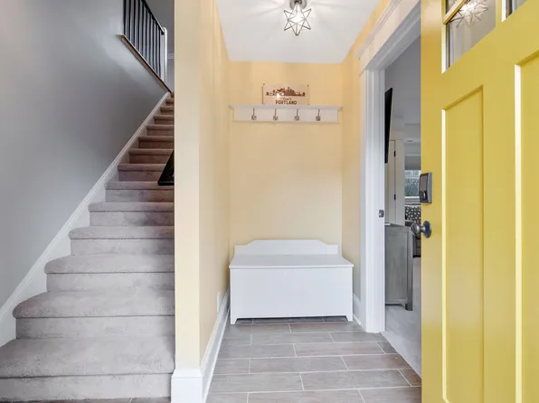 4207 NE 8th Ave Unit B, Portland, OR 97211