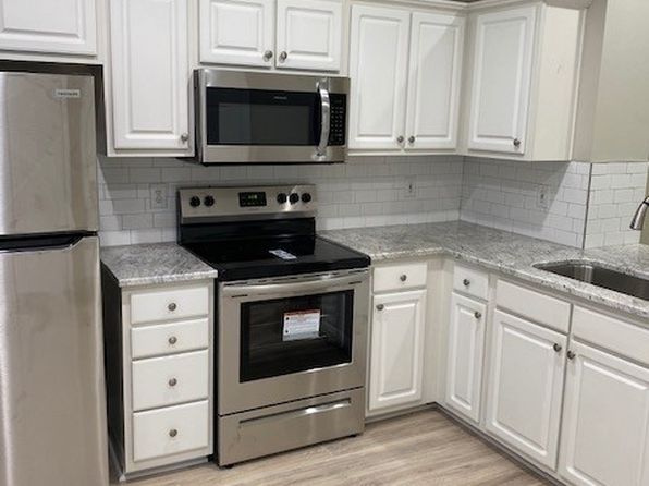 101 Woodlake Dr, Athens, GA