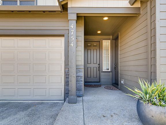 2nd image of 4754 NE Kaycee St