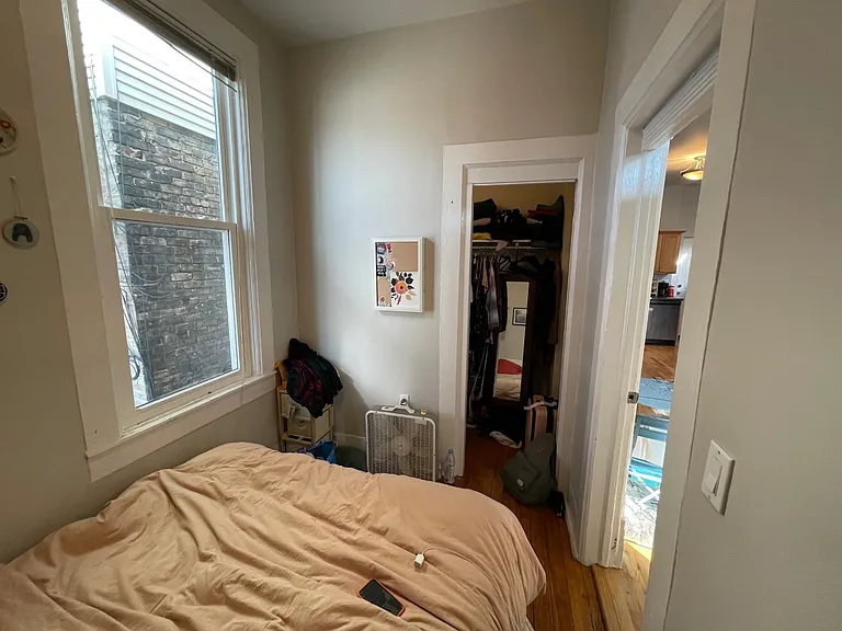 1344 N Bosworth Ave #2R — Photo 7