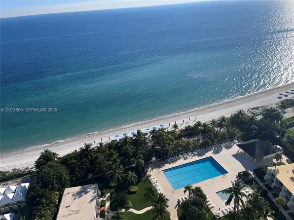 881 Ocean Dr, Key Biscayne, FL