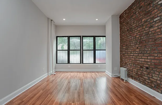 Rented by OGI Management | media 6