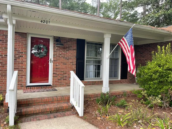 4201 Alloway Pl, Fayetteville, NC 28303