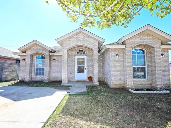 1407 Wilfrano Dr, Laredo, TX 78046