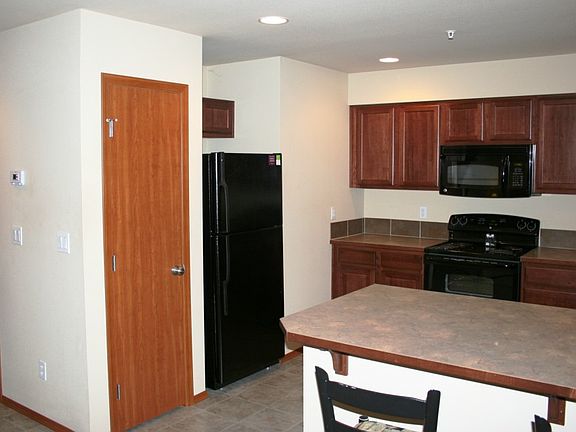 4th image of 17815 79th Avenue Ct E